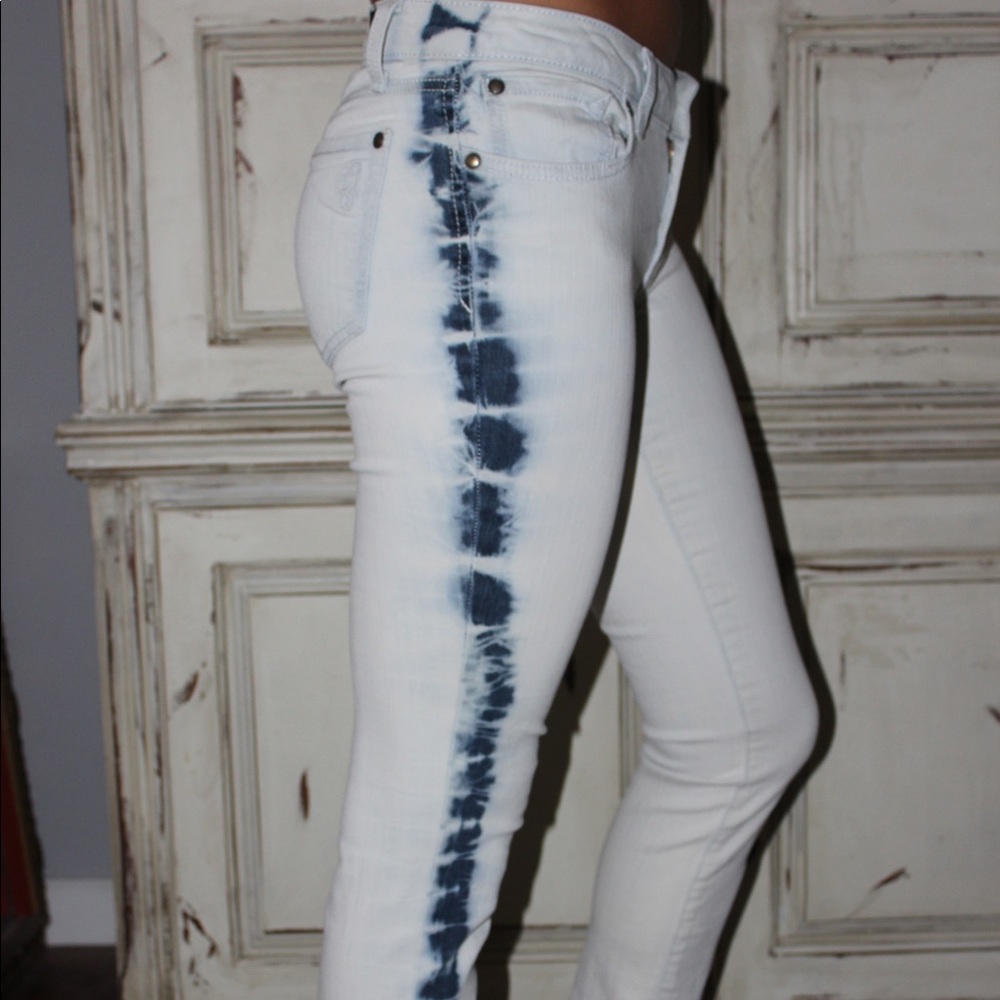 Jessica Simpson Jeans